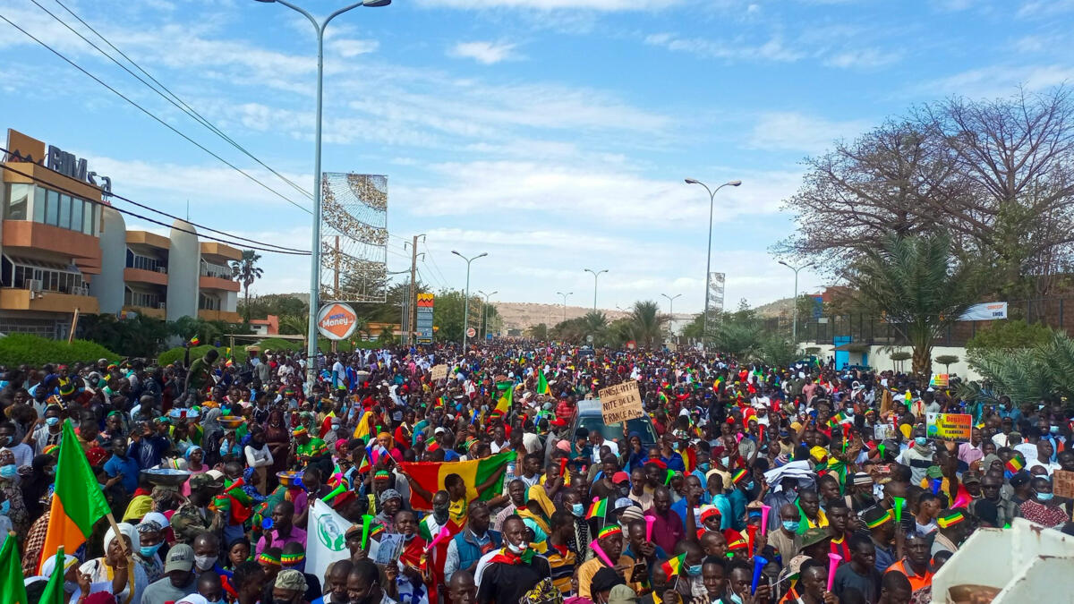 a-bas-la-c-d-ao-a-bas-la-france-r-publique-togolaise